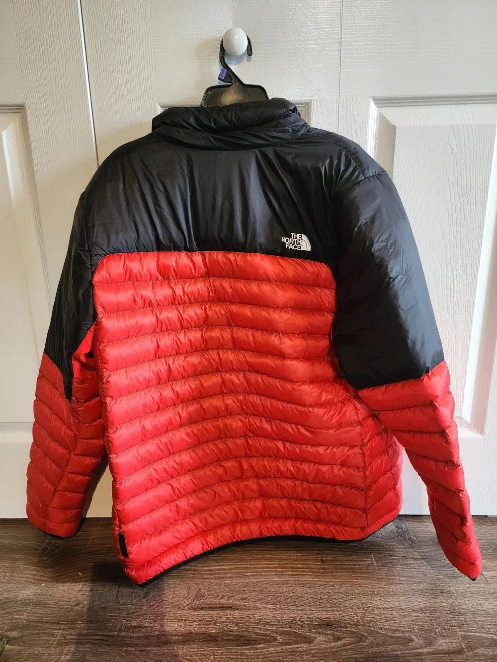 Never Worn! The North Face Terra Peak Fiery Red and Black Puffer Jacket